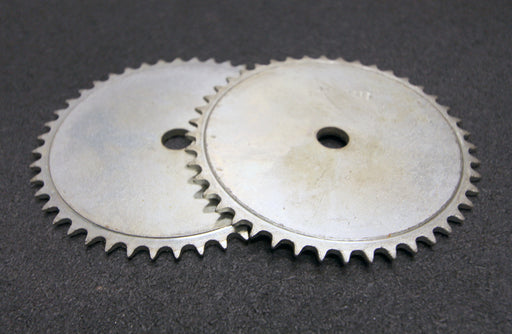 Bild des Artikels 2x-Kettenradscheibe-KRL-Chainwheel-für-Kettentyp-05B-1-Teilung-8x3mm-Z-=-44