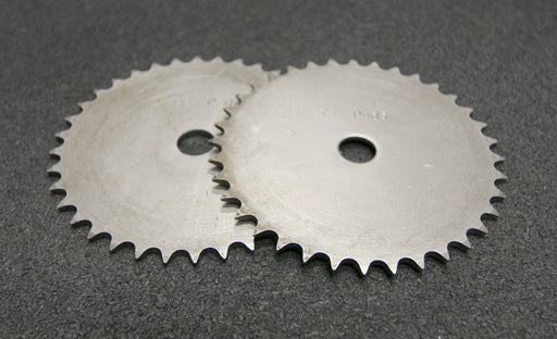 Bild des Artikels 2x-Kettenradscheibe-KRL-Chainwheel-für-Kettentyp-05B-1-DIN8187-Teilung-8x3mm