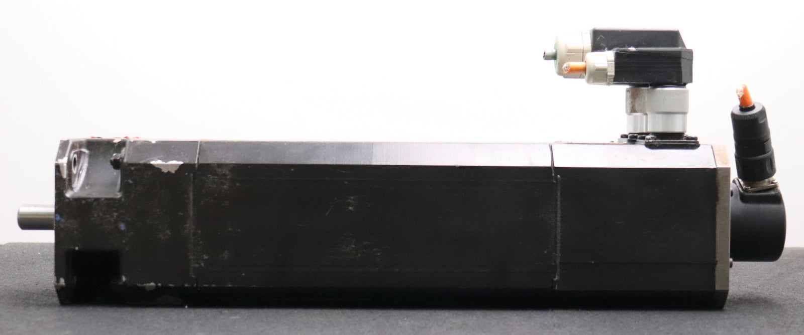 BOSCH Bürstenloser Servomotor SD-B3.068.030-10.000 6,8Nm I0= 6,3A J= 44kgcm²