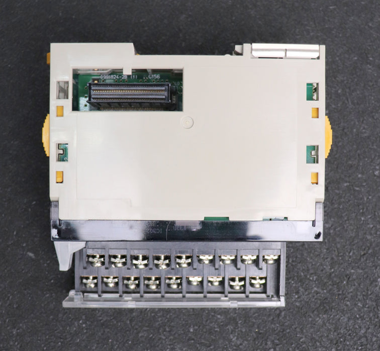 Bild des Artikels OMRON-analoges-Eingangs-/Ausgangsmodule-CJ1W-MAD42-4x-Eingang-2x-Ausgang