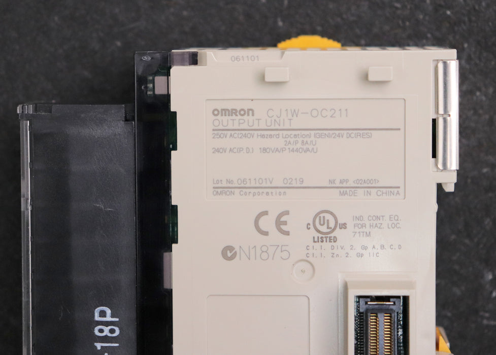 Bild des Artikels OMRON-digital-Ausgangsmodule-CJ1W-OC211-gebraucht