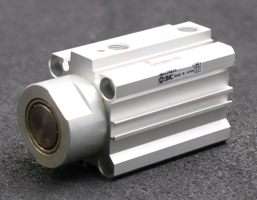 Bild des Artikels SMC-Kompaktzylinder-ERSDQB32-20D-max:-1,0MPa-Hub-20mm-Kolbrn-32mm-unbenutzt