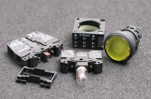 Bild des Artikels SIEMENS-Leucht-Taster-3SB3221-0AA31-Farbe-gelb-unbenutzt-in-OVP