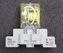 Bild des Artikels IDEC-6x-Relaisfassung-mit-Steckrelais-SH2B-05-+-RH2B-UL-24VDC-unbenutzt
