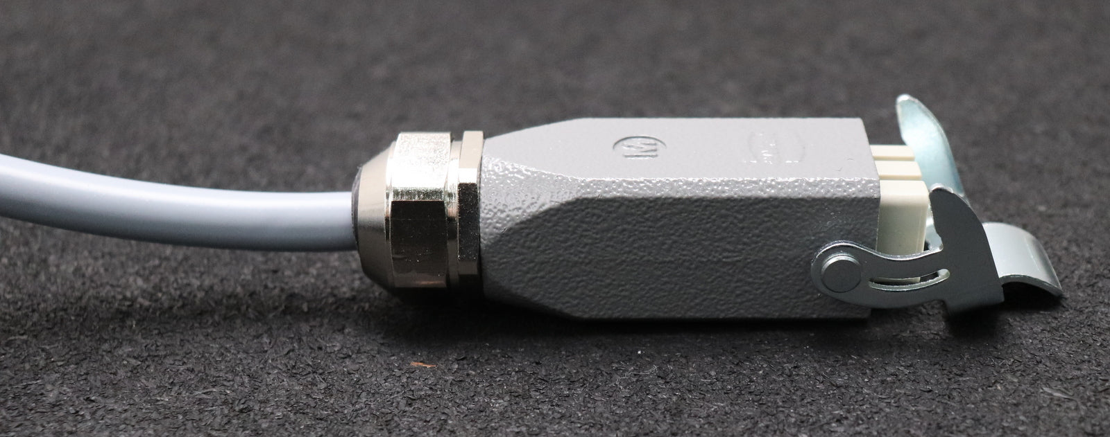 Bild des Artikels AWM/WIAG-30m-Kabel-HAN3-7Bu+E/4Bu-10A-102445048-unbenutzt