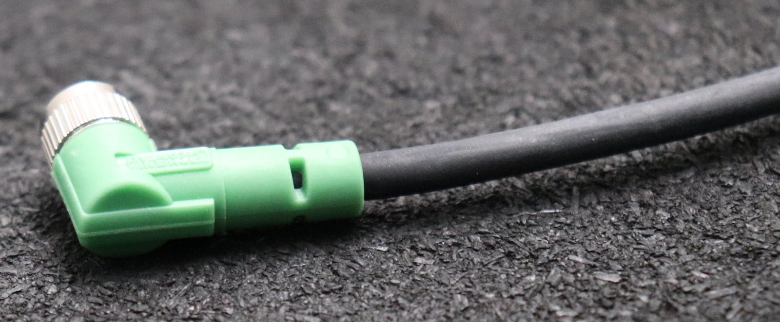 Bild des Artikels PHOENIX-CONTACT-2x-Sensorkabel-Art.Nr.-1669631-Länge-5m-auf-Buchse-gewinkelt-M8