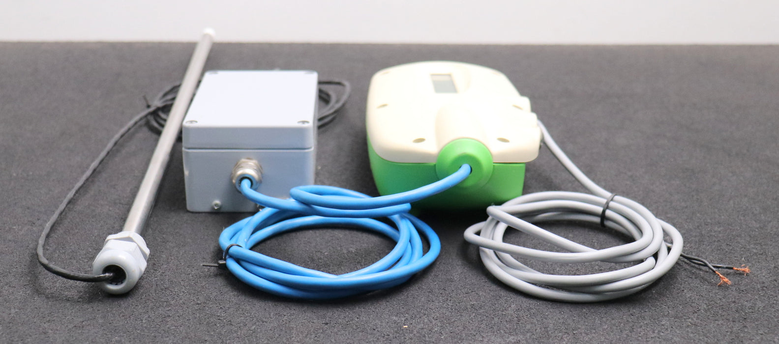 Bild des Artikels E+E-ELEKTRONIK-Sender-für-Messung-von-Luftfeuchtigkeit-+-Temperatur-0...100-%-RH