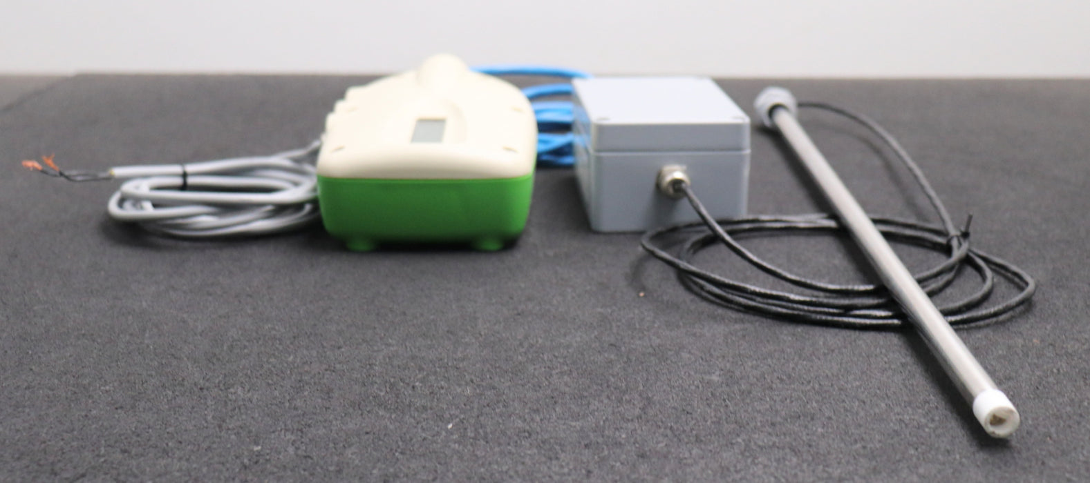 Bild des Artikels E+E-ELEKTRONIK-Sender-für-Messung-von-Luftfeuchtigkeit-+-Temperatur-0...100-%-RH