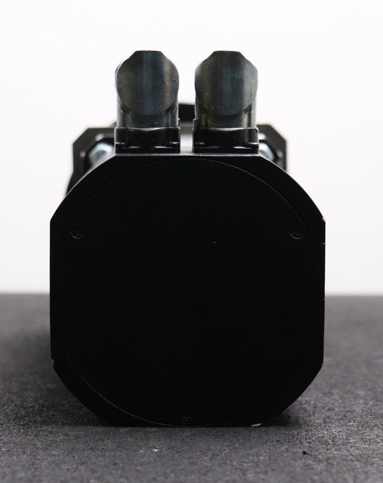 Bild des Artikels PARKER-Servomotor-3,2Nm-AC-M2n-0320-4/2-3-BR-6,4A-4000U/min-IP54-gebraucht