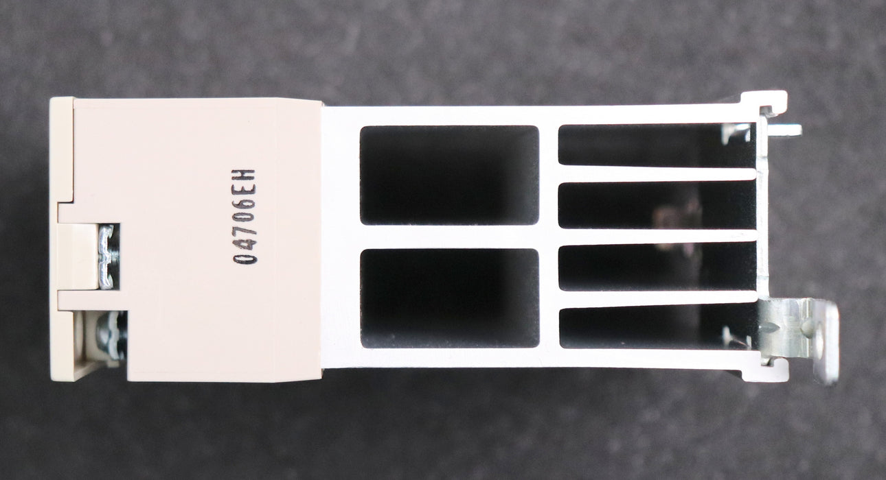 Bild des Artikels OMRON-Halbleiterrelais-G3PA-220B-VD-50/60Hz-24-240VAC-20A-Input-5-24VDC