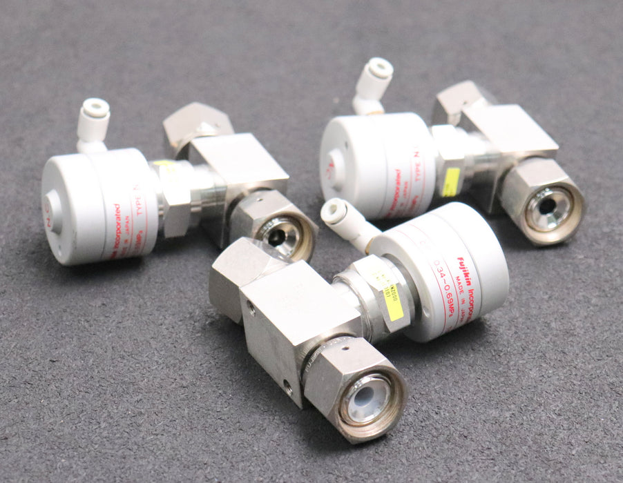 Bild des Artikels FUJIKIN-3x-Membranventil-TYPE-N.C.-0,34-0,69MPa-316L-gebraucht-Gewicht-1,4kg