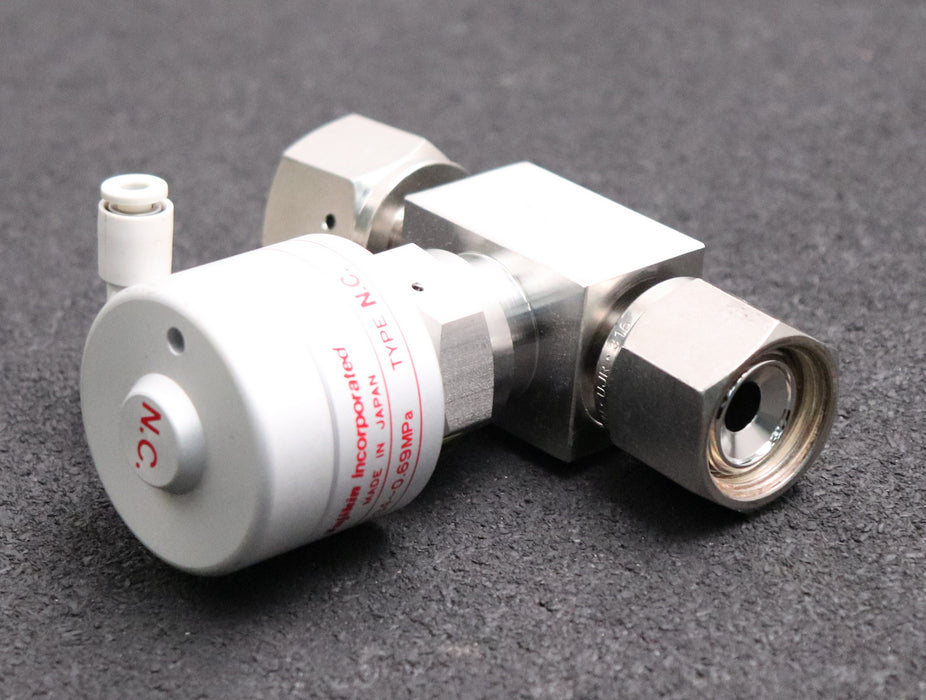 Bild des Artikels FUJIKIN-Membranventil-TYPE-N.C.-0,34-0,69MPa-316L-unbenutzt