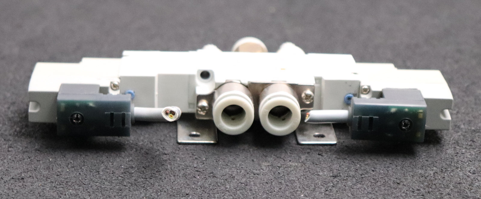 Bild des Artikels SMC-Elektromagnetisches-Ventil-SY7320-5YO-C10F-Q-0,2-0,7MPa-IP65-gebraucht