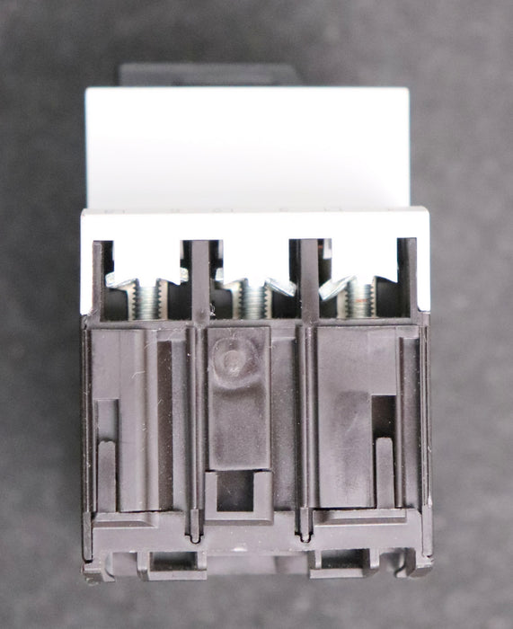 Bild des Artikels MOELLER-Motorschutzschalter-PKZM0-10-Uimp=-4000V-Ith=-2,5A-230VAC/-1A-gebraucht