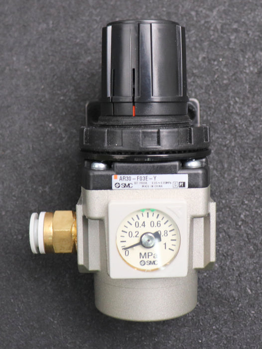 Bild des Artikels SMC-Regler-AR30-F03E-Y-0,05-0,85MPa-gebraucht