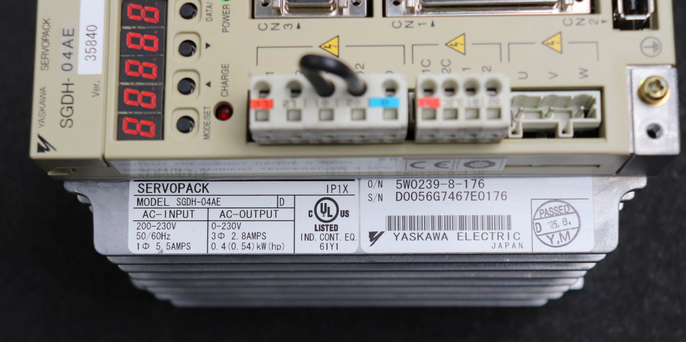 Bild des Artikels YASKAWA-SERVOPACK-Model-SGDH-04AE-Iput:-200-230VAC-50-60Hz-5A-Output:-0-230VAC