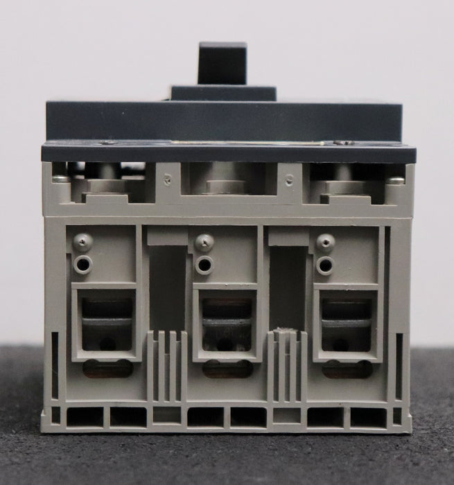 Bild des Artikels MERLIN-GERIN-Leistungsschalter-NS-80-H-MA-Ui-750V-Uimp-8kV-220-690VAC-250VDC