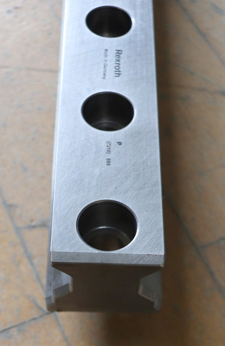 Bild des Artikels REXROTH-Rollenschiene-R180543269-Länge-3130mm-Breite-45mm-1.-LochØ-20mm