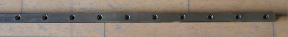 Bild des Artikels REXROTH-Linearführungsschiene-R160570431-Länge-1816mm-Breite-25mm-1.-LochØ-9mm
