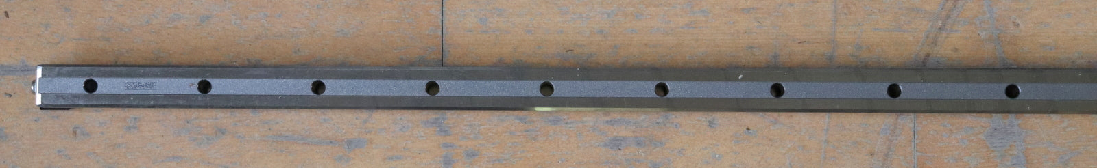 Bild des Artikels REXROTH-Linearführungsschiene-R160526431-Länge-956mm-Breite-23mm-LochØ-7mm