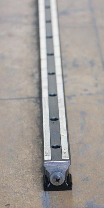 Bild des Artikels REXROTH-Linearführungsschiene-R160526431-Länge-956mm-Breite-23mm-LochØ-7mm