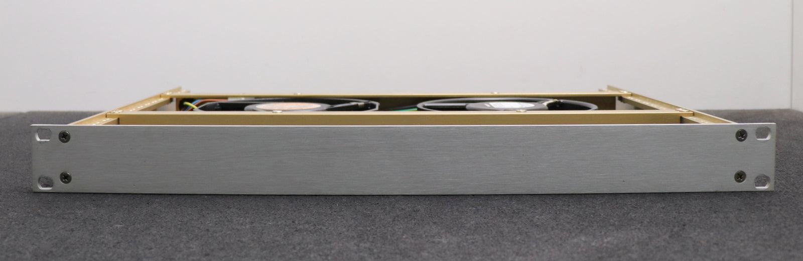 Bild des Artikels MTS-Lüftereinschub-LE1-2592-7056-MTS-NR.:-67.10.0165-mit-NMB-Lüfter+Papst