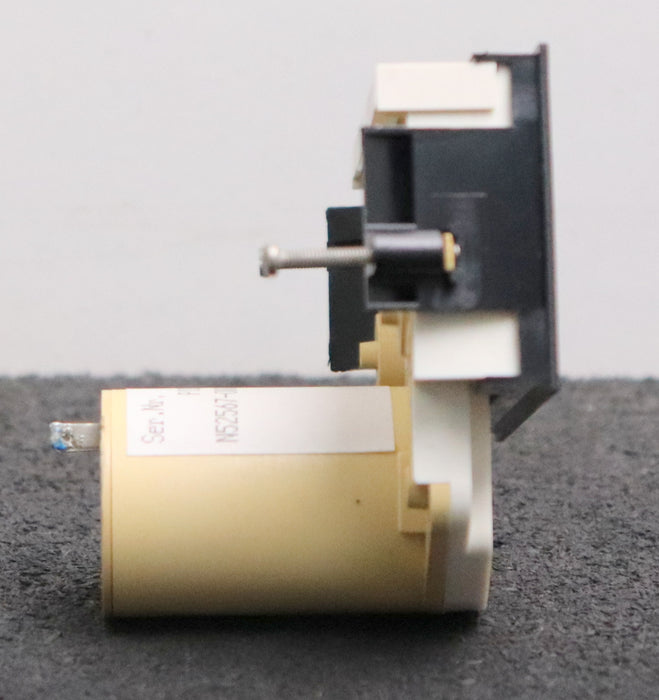 Bild des Artikels GOSSEN-Einbau-Manometer-N52567-0002-Skala-0,1-1mbar-RUR-75-100uA-150V-gebraucht