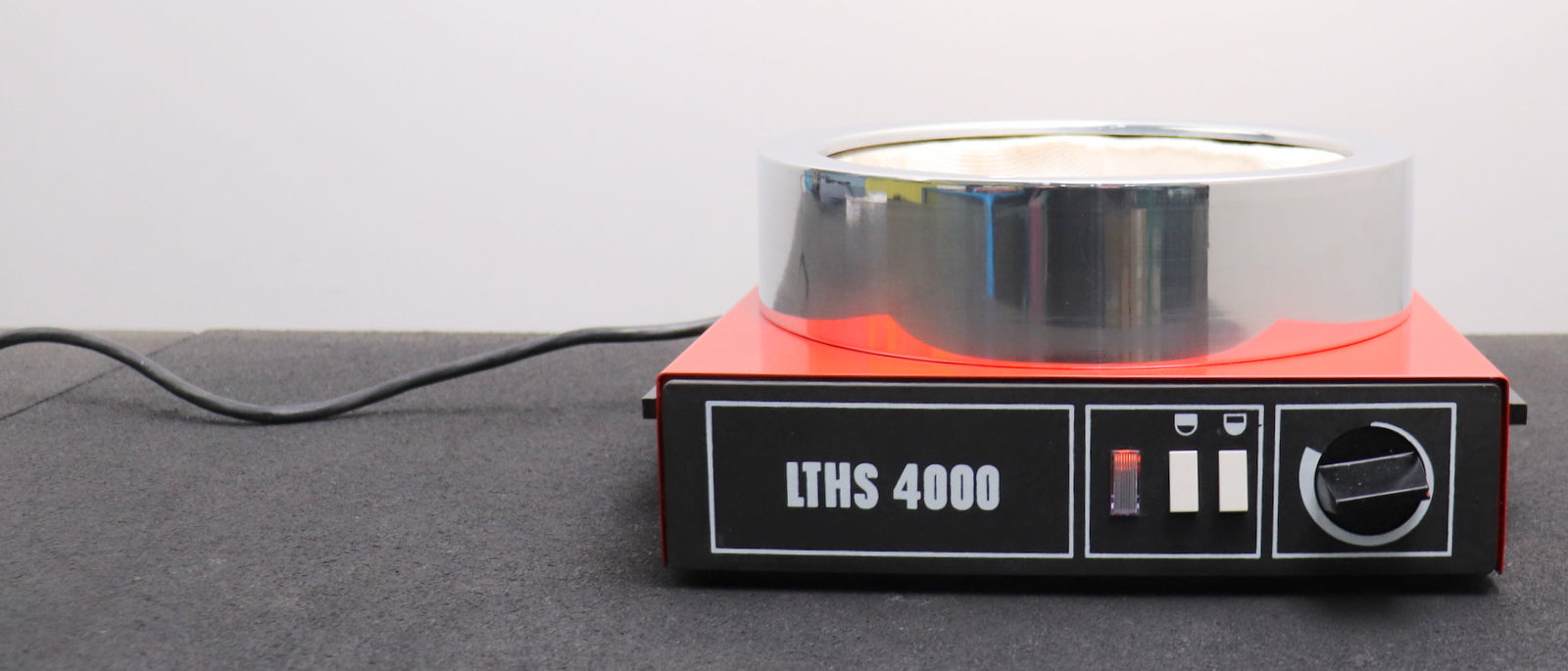 Bild des Artikels BRNENSKA-CZ-Heizhaube-für-4000ml-Rundkolben-mit-2-Heizzonen-unbenutzt-in-OVP