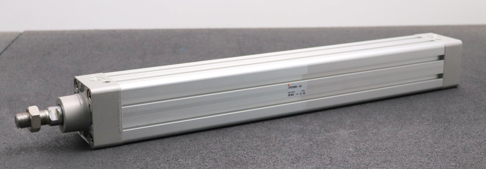 Bild des Artikels SMC-doppeltwirkender-Pneumatikzylinder-CP95SDB50-400-KolbenØ-50mm-Hub-400mm