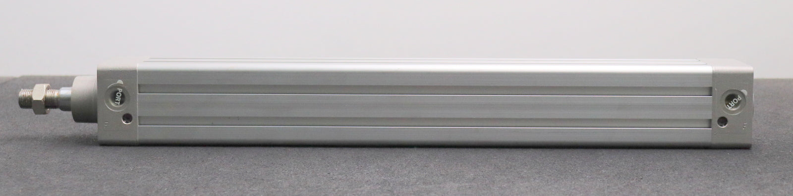 Bild des Artikels SMC-doppeltwirkender-Pneumatikzylinder-CP95SDB50-400-KolbenØ-50mm-Hub-400mm