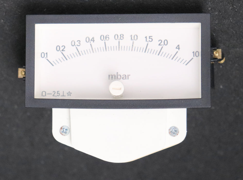 Bild des Artikels GOSSEN-Einbau-Manometer-N52567-0003-0,1-10mbar-Güte-2,5-Einbaumaß-72x36mm