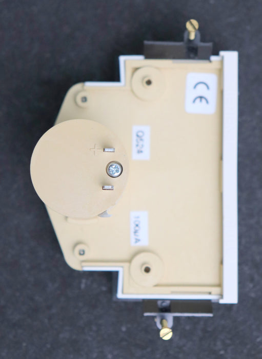 Bild des Artikels GOSSEN-Einbau-Manometer-N52567-0003-0,1-10mbar-Güte-2,5-Einbaumaß-72x36mm