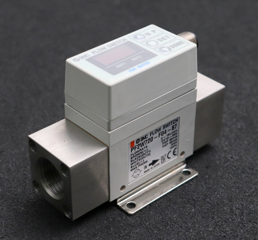 Bild des Artikels SMC-Durchflusswächter-PF2W720-F04-67N-2-16l/min-G1"-unbenutzt-in-OVP