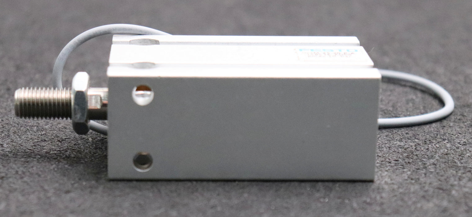 Bild des Artikels FESTO-Kompaktzylinder-mit-Näherungsschalter-DMM-25-20-P-A-Mat.Nr.-158536