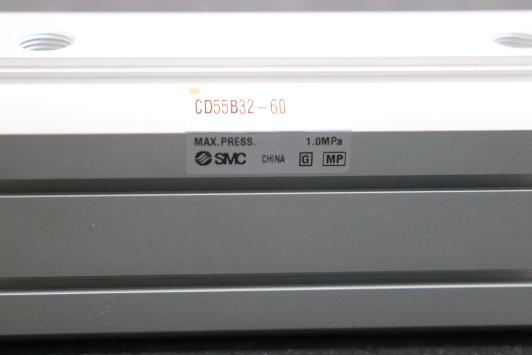 Bild des Artikels SMC-Kompaktzylinder-CD55B32-60-KolbenØ32mm-Hub-60mm-unbenutzt-in-OVP