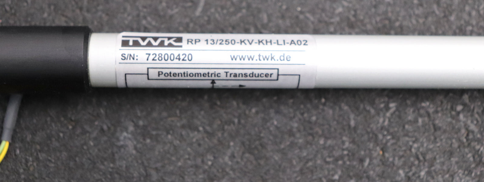 Bild des Artikels TWK-ELEKTRONIK-Potentiometrischer-Wegaufnehmer-Modellreihe-RP13-Hub-250mm