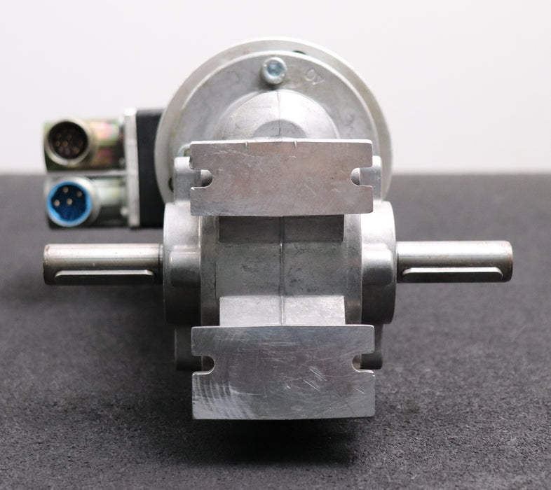 Bild des Artikels LENZE-Schneckengetriebe-Motor-SDS-GAR-063C22-0,4kW-2800U/min-390VAC-100Hz