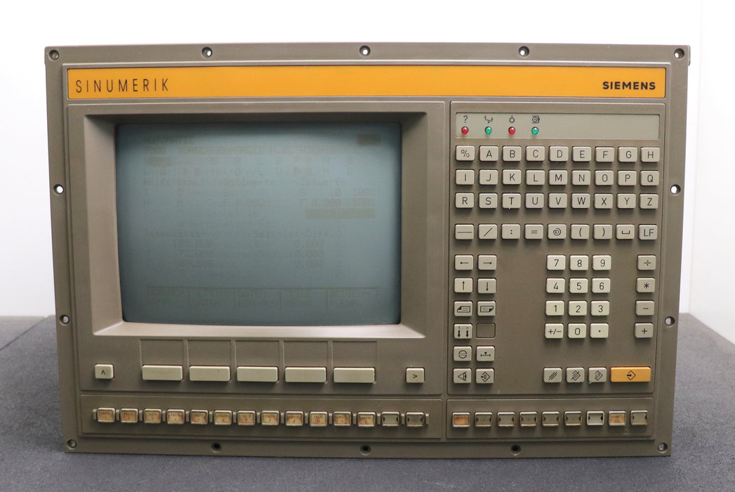 Bild des Artikels SIEMENS-SINUMERIK-820M-Bedientafel-6FC3531-0AA-Z-nur-2-Einschubmodule-fehlen