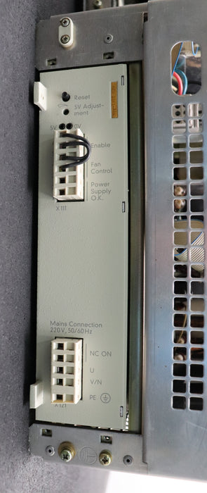 Bild des Artikels SIEMENS-SINUMERIK-820M-Bedientafel-6FC3531-0AA-Z-nur-2-Einschubmodule-fehlen