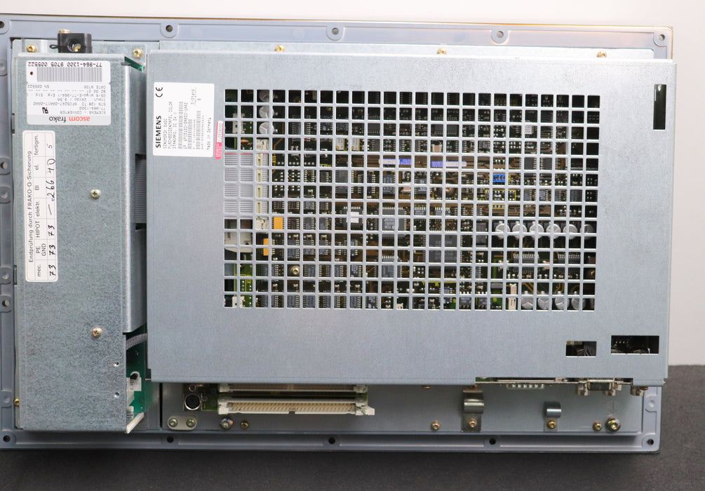 Bild des Artikels SIEMENS-SINUMERIK-840C-Flachbedientafel-Color-19"-6FC5103-0AB03-1AA2-Version-B