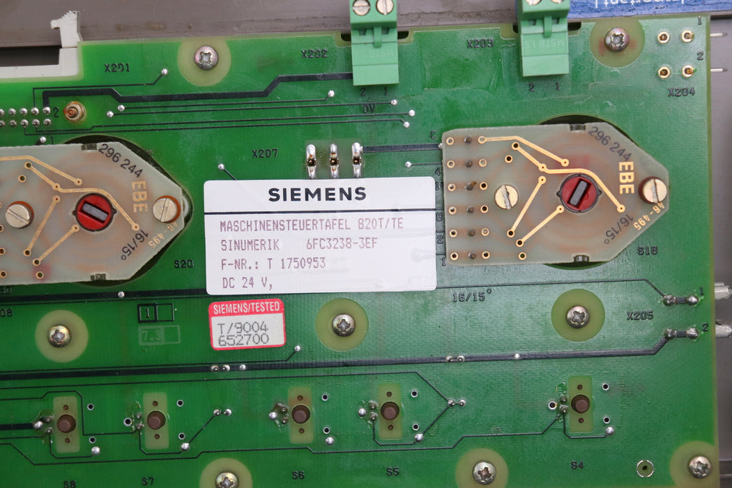 Bild des Artikels SIEMENS-Maschinensteuertafel-820M/ME-24VDC-6FC3238-3EF0-mit-Schlüssel