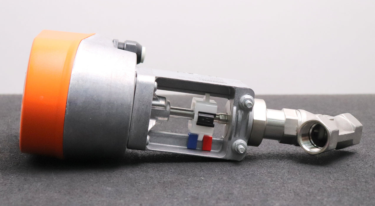 Bild des Artikels SCHUBERT-&-SALZER-CONTROL-SYSTEMS-Schrägsitz-Motorventil-3/4"-Art.Nr.-405526