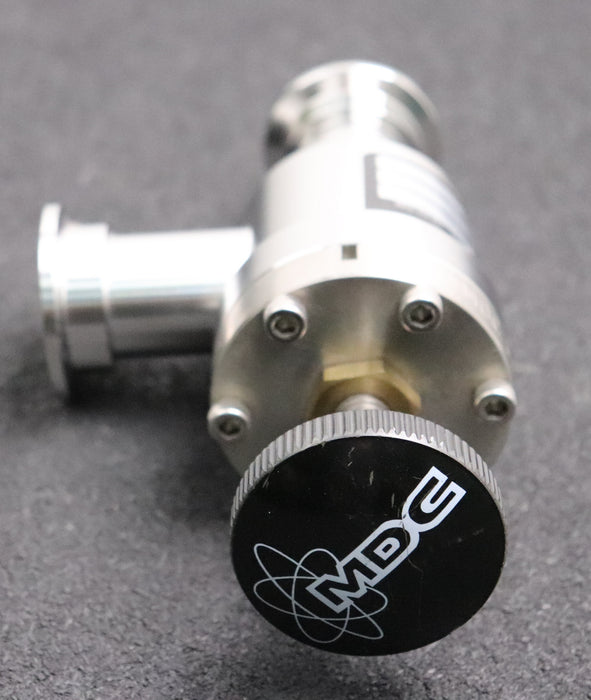 Bild des Artikels MDC-Vakuum-Winkelventil-90°-Anschlüsse-ISO-KF-DN22-Model-KAV-100-Type-310073