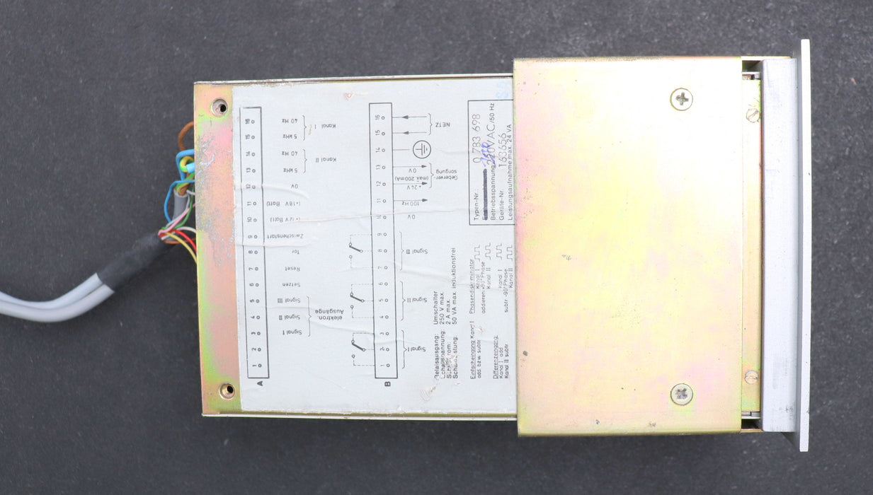 Bild des Artikels HENGSTLER-Zähler-mit-8-stelliger-Digitalanzeige-Typen-Nr.-0783698-110VAC-50Hz