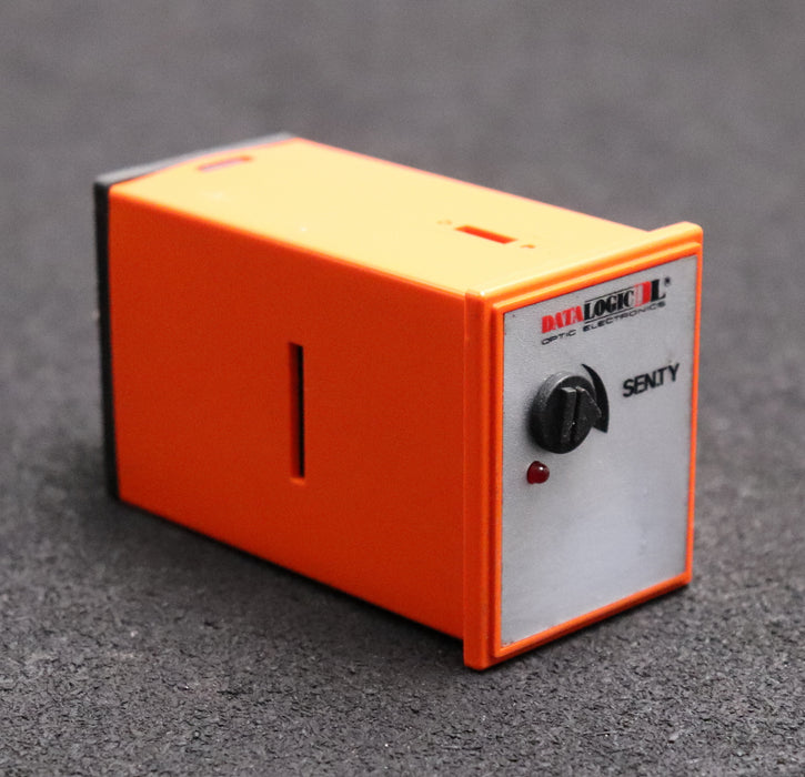 Bild des Artikels DATALOGIC-Verzögeruns-Relais-MS-70-110/220VAC-50/60Hz-Ord.Nr.-9021228-gebraucht