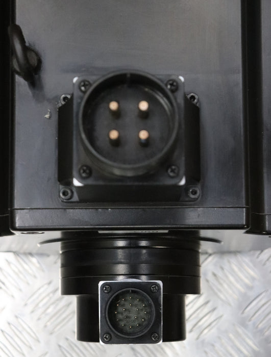 Bild des Artikels OTC-DAIHEN-AC-Servo-Motor-W-X02408-Model-Q2AA2215KLXPH1-13kW-200VAC-66A