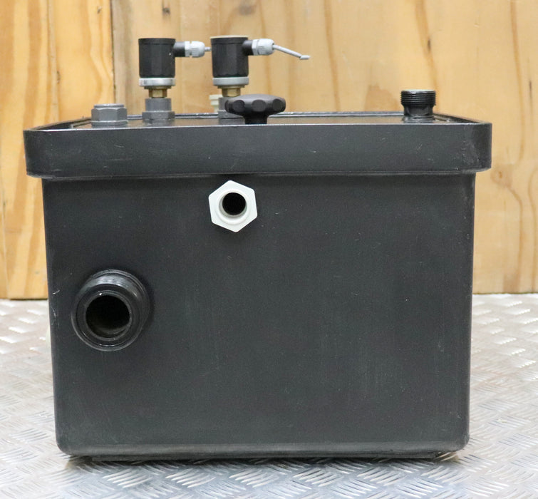 Bild des Artikels GRUNDFOS-Hydraulikbehälter-+-Rückförderpumpe-Behältergröße-400x400x300mm-ca.-50l