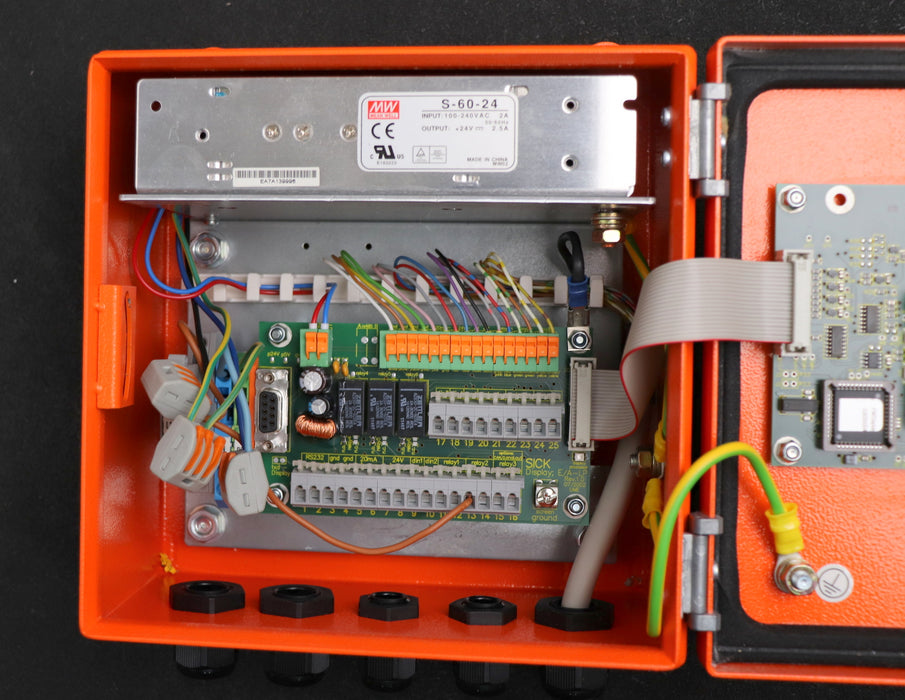 Bild des Artikels SICK-/-MAIHAK-Display-für-Staubmesssystem-AK1-N-10WR-D-00-PN-7040355