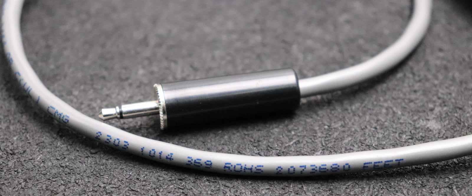 Bild des Artikels STOCKERYALE-Laser-Model-SNF-7031-(5°)-660-100-30-660nm-/-100mW-Class-CDRH-II