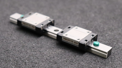 Bild des Artikels THK-Linearführung-Größe-12-mit-2-Wagen-Model-2SRS12MUUC1+131LM-unbenutzt-in-OVP